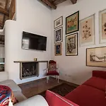 Banchi Vecchi With Terrace شقة *